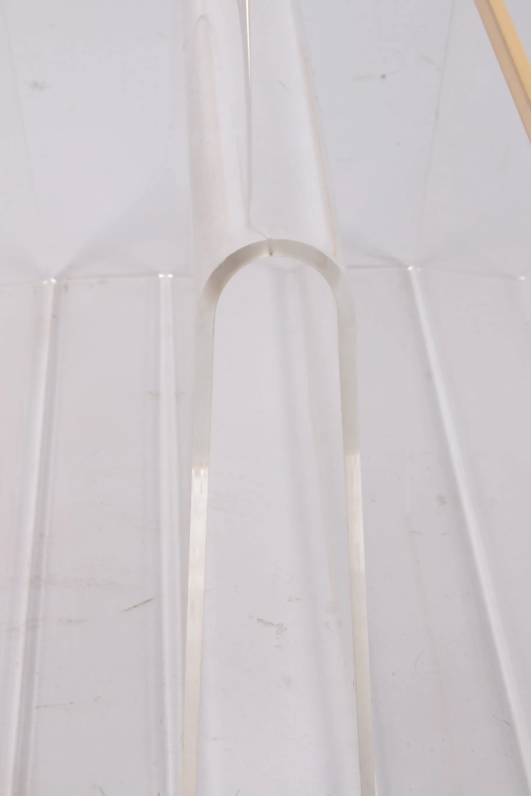 Hollywood regency Plexiglas warehouse rack 1970s Italy
