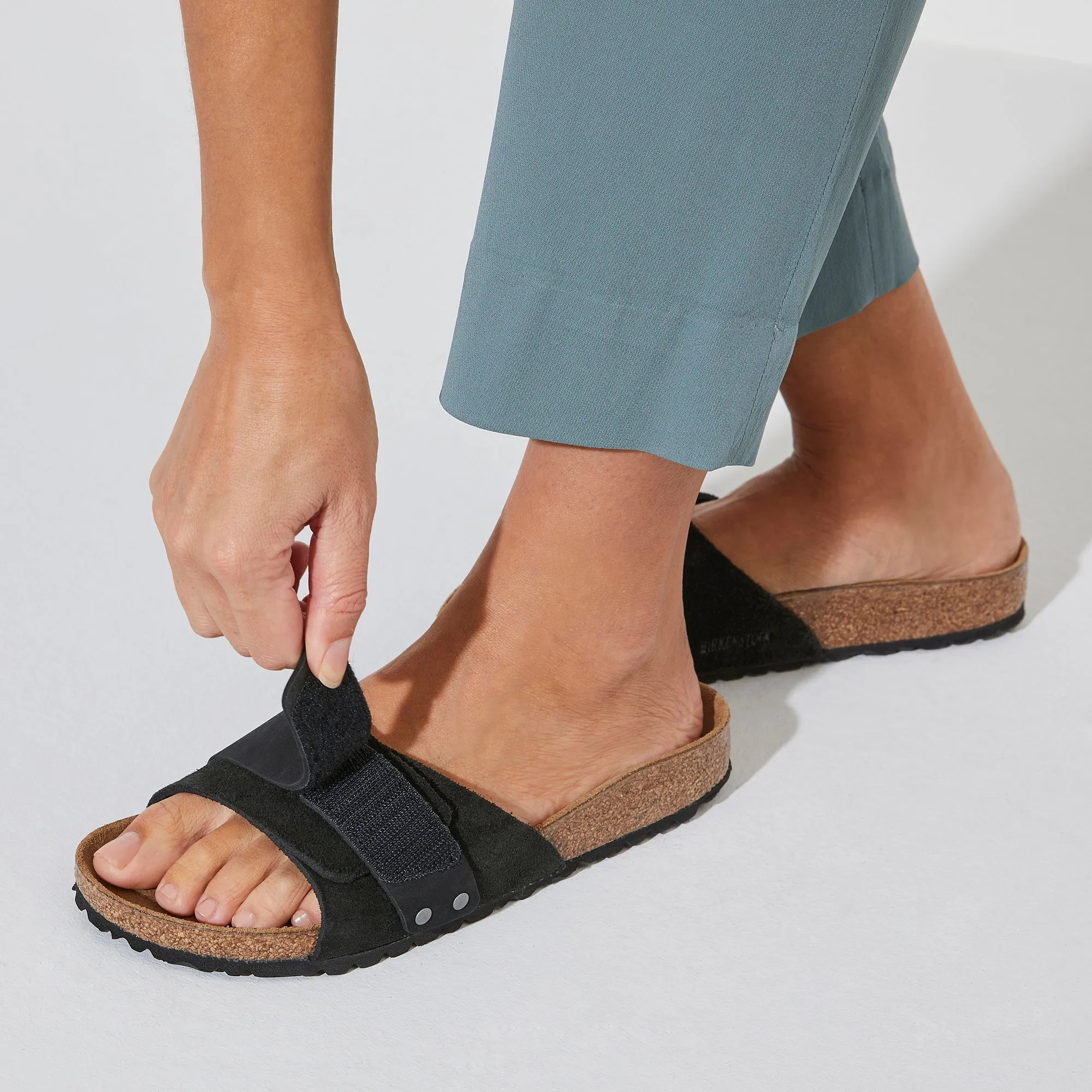 OITA SUEDE LEATHER | BLACK